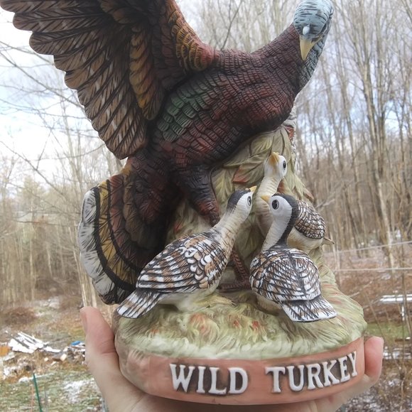 Vintage Austin Nichols Wild Turkey Porcelain Decanter 1984 Turkey with Poults - Picture 2 of 16